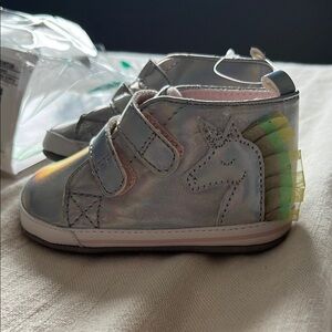 ro + me Unicorn Kids Shoes - Silver NWT